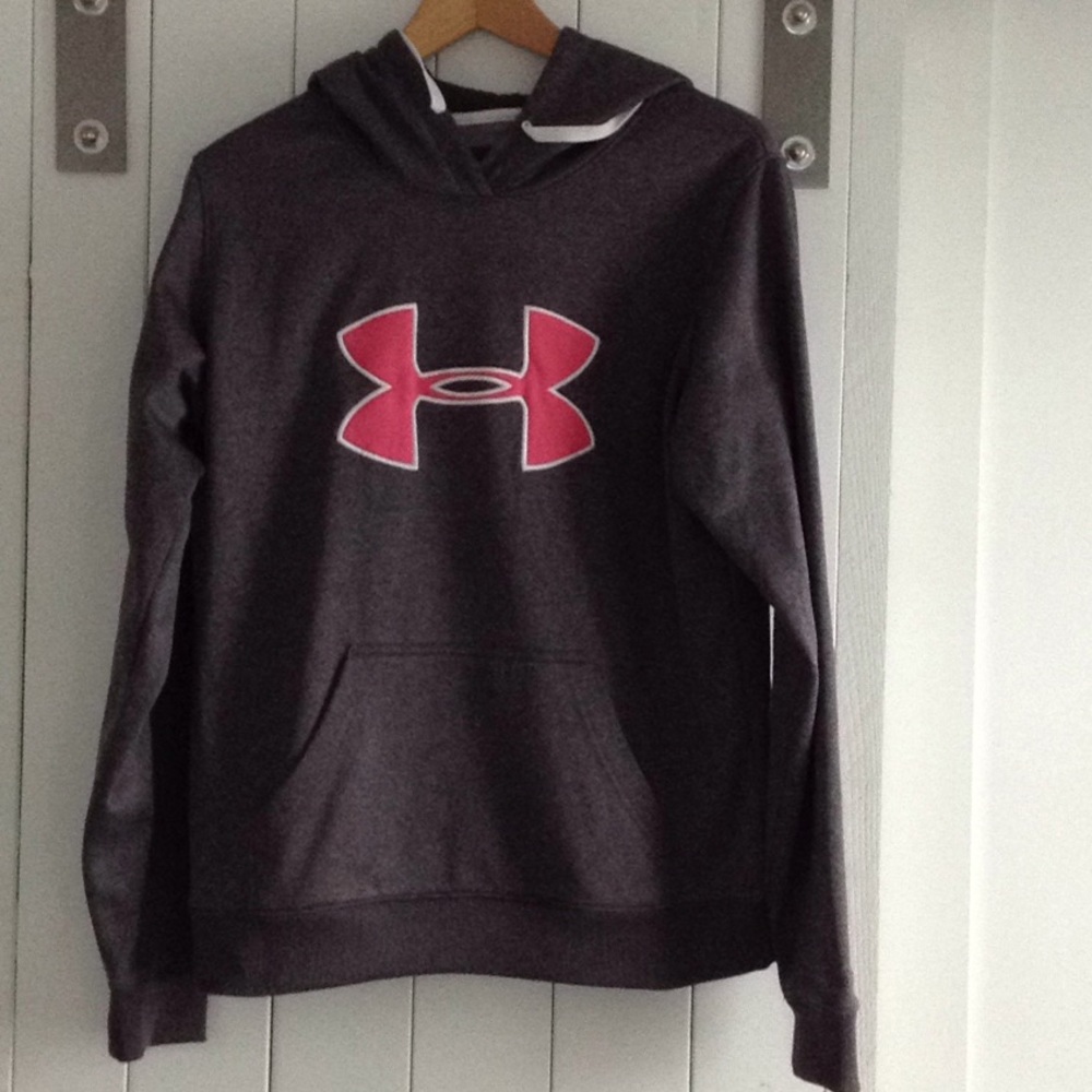 UnderArmour sweatshirt